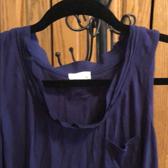 Top - Picture 2 of 5